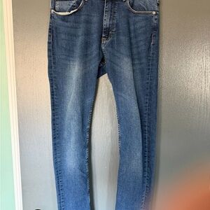 Zara Women’s Slim Fit Denim Jeans